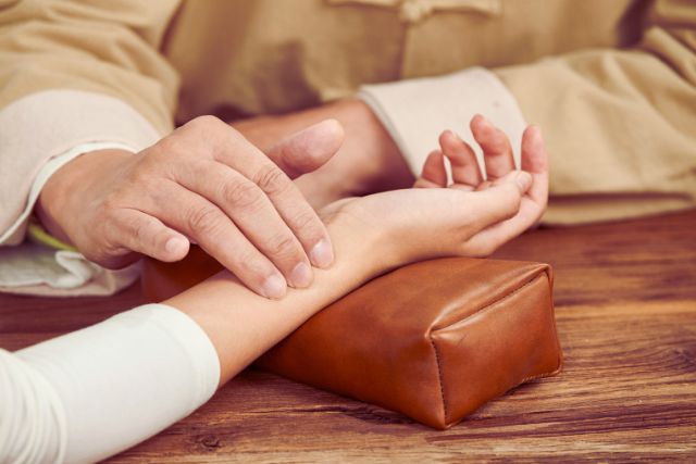 TCM clinic member management and reports on a POS system