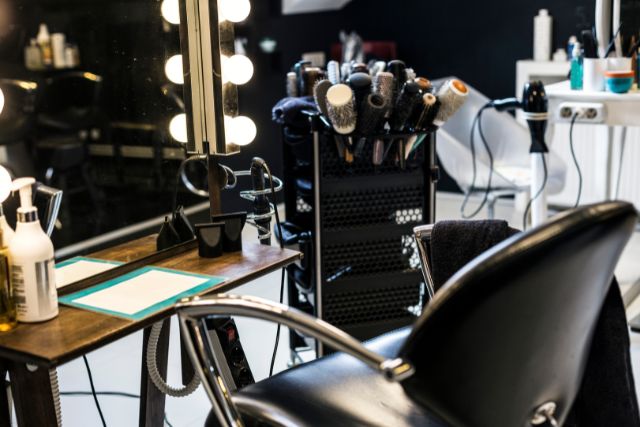 Client booking a hair stylist online